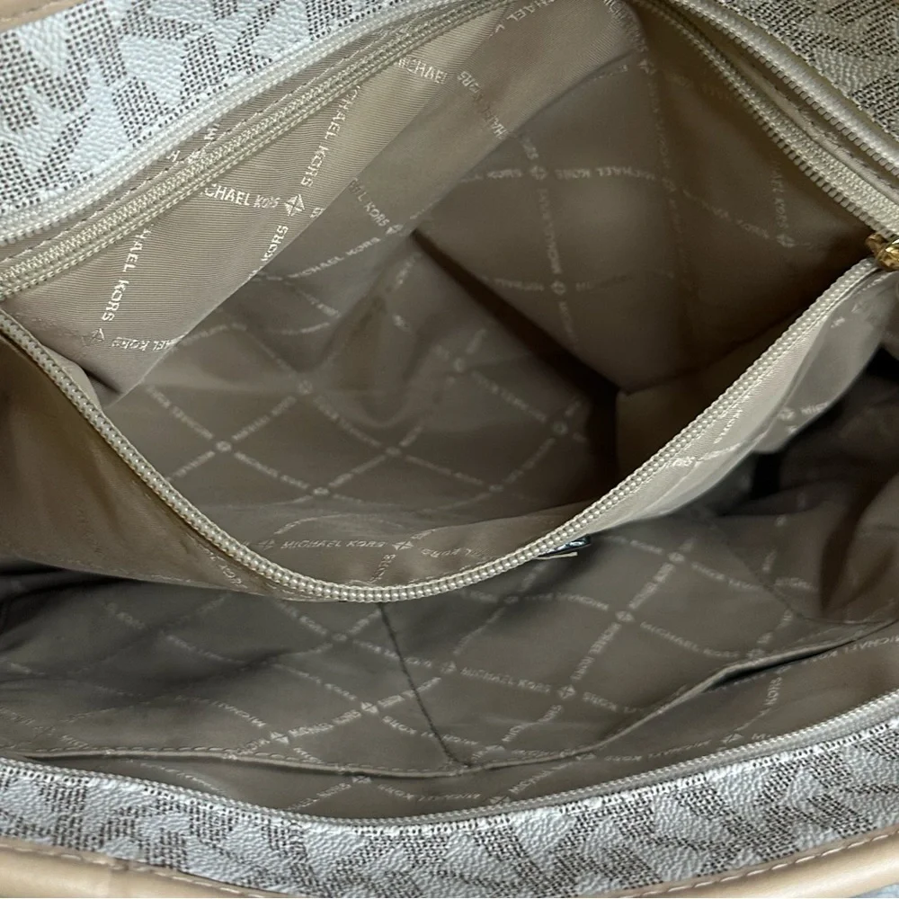 Michael Kors -EXCELLENT LIKE NEW CONDITION - Shoulder Bag - Picture 7 of 12